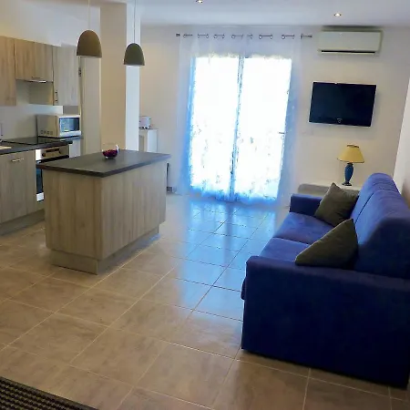 Chaleureux A Penta-di-casinca 60 M² Avec Piscine Privee