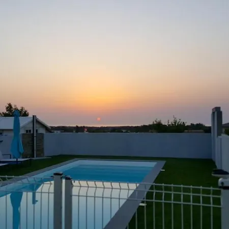Apartmán Chaleureux A Penta-di-casinca 60 M² Avec Piscine Privee Penta di Casinca