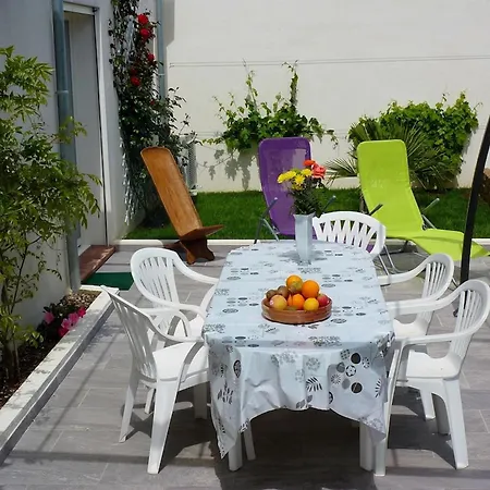 Chaleureux A Penta-di-casinca 60 M² Avec Piscine Privee *
