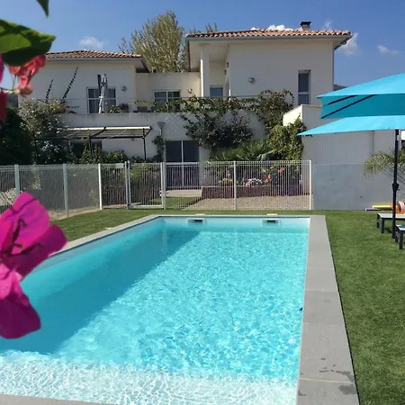 Chaleureux A Penta-di-casinca 60 M² Avec Piscine Privee Penta di Casinca