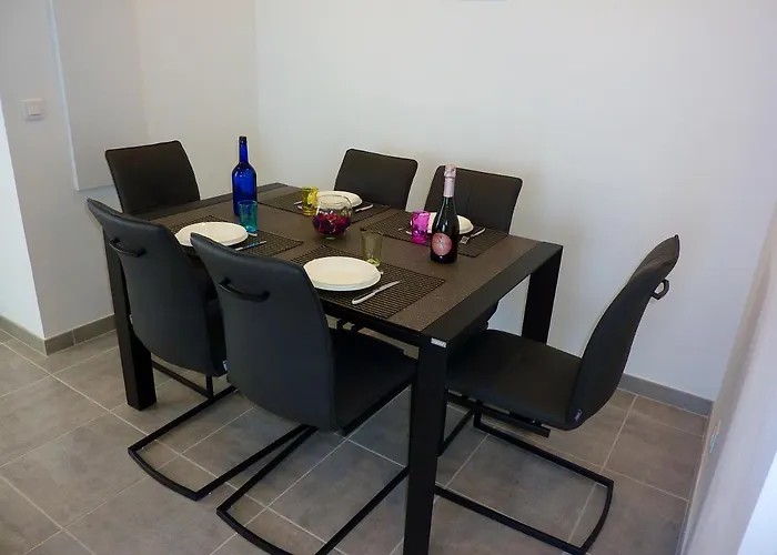 Chaleureux A Penta-di-casinca 60 M² Avec Piscine Privee * Penta di Casinca