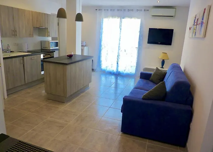 Chaleureux A Penta-di-casinca 60 M² Avec Piscine Privee