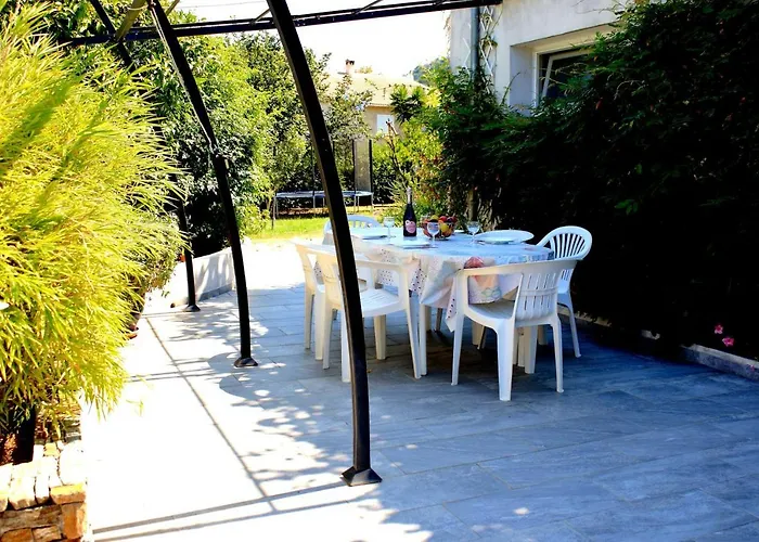 Chaleureux A Penta-di-casinca 60 M² Avec Piscine Privee 公寓 *