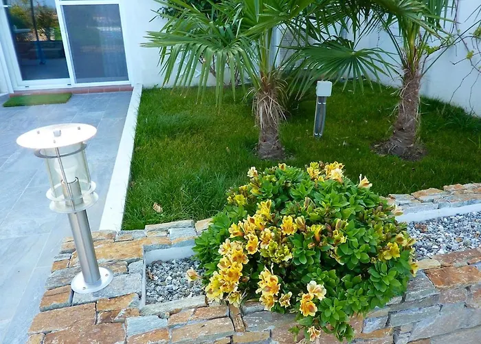 公寓 Chaleureux A Penta-di-casinca 60 M² Avec Piscine Privee *